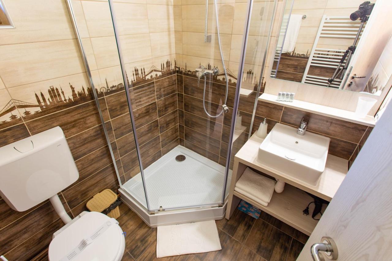Apartamente Primaverii 2 Buşteni Exteriör bild